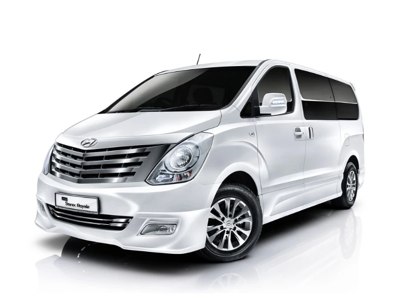 Hyundai Starex H1 2025 van — family Umrah taxi Jeddah Airport to Makkah